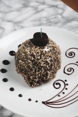 Masada lezzetli bir pasta var.