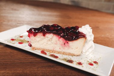 Masada lezzetli bir pasta var.