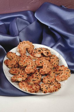 Koyu çikolata parçaları ile tanımlama