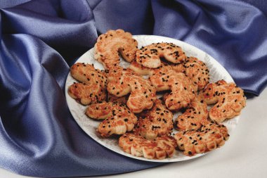 Koyu çikolata parçaları ile tanımlama