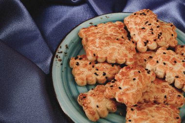 Koyu çikolata parçaları ile tanımlama