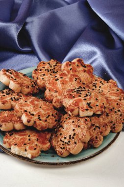 Koyu çikolata parçaları ile tanımlama