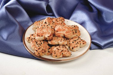 Koyu çikolata parçaları ile tanımlama