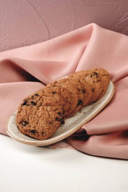 Koyu çikolata parçaları ile tanımlama