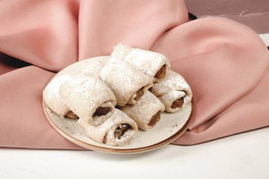 Koyu çikolata parçaları ile tanımlama