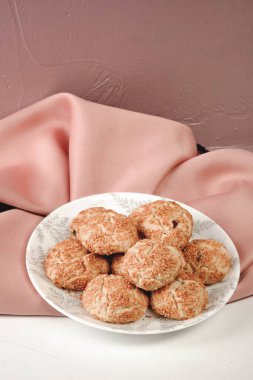 Koyu çikolata parçaları ile tanımlama