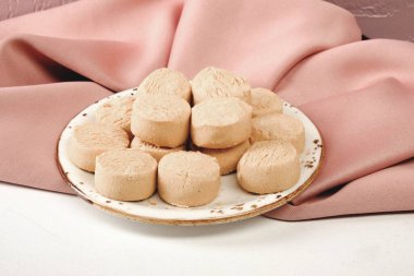 Koyu çikolata parçaları ile tanımlama