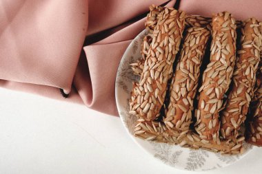 Koyu çikolata parçaları ile tanımlama