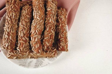 Koyu çikolata parçaları ile tanımlama