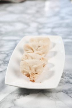 Koyu çikolata parçaları ile tanımlama