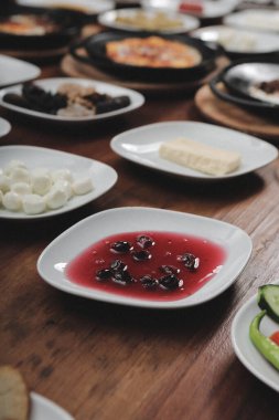 zengin ve leziz Türk Kahvaltı