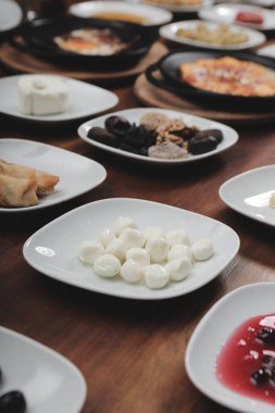 zengin ve leziz Türk Kahvaltı