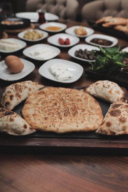 zengin ve leziz Türk Kahvaltı