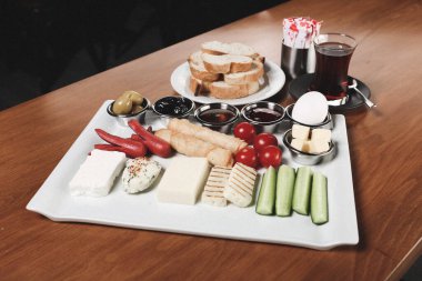 zengin ve leziz Türk Kahvaltı