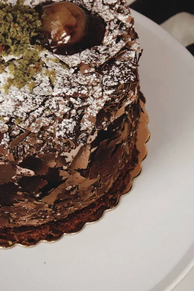 Plateau Avec Délicieux Gâteau Sur Table — Photo