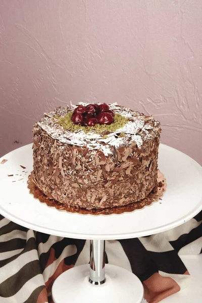 Masada lezzetli bir pasta var.