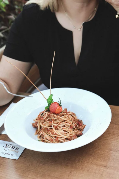 Savoureux Appétissant Classique Pâtes Italiennes Avec Une Délicieuse Sauce — Photo