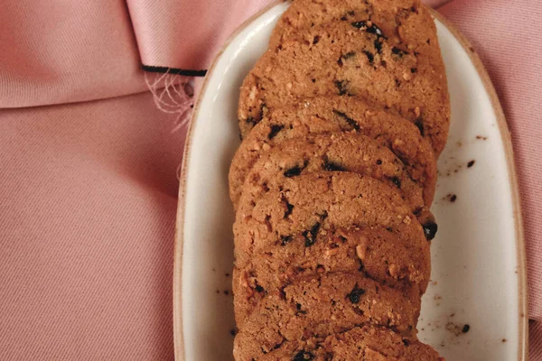 Koyu çikolata parçaları ile tanımlama