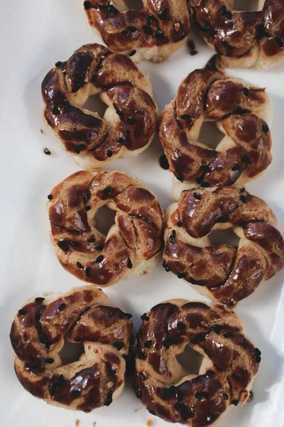 Koyu çikolata parçaları ile tanımlama