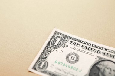 Bir sürü nakit bize dolar