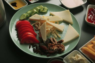 zengin ve leziz Türk Kahvaltı