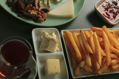 zengin ve leziz Türk Kahvaltı