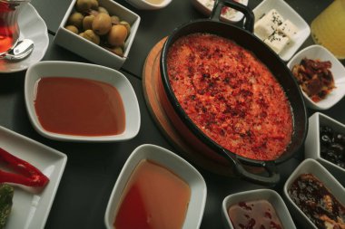 zengin ve leziz Türk Kahvaltı