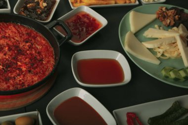 zengin ve leziz Türk Kahvaltı