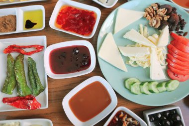 zengin ve leziz Türk Kahvaltı