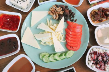 zengin ve leziz Türk Kahvaltı