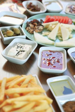 zengin ve leziz Türk Kahvaltı