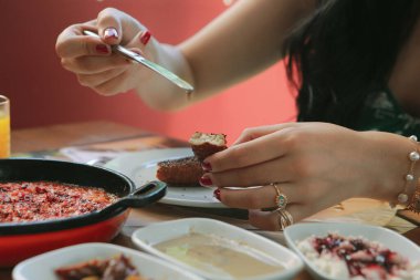 zengin ve leziz Türk Kahvaltı