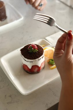 Masada lezzetli bir pasta var.