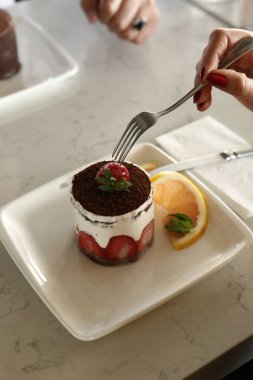 Masada lezzetli bir pasta var.