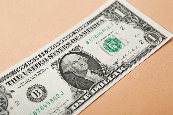 Bir sürü nakit bize dolar