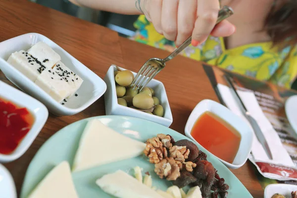 zengin ve leziz Türk Kahvaltı