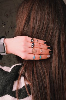 Elmas Mücevherler ve Moda Mücevherleri