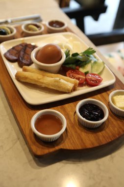 zengin ve leziz Türk Kahvaltı