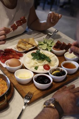 zengin ve leziz Türk Kahvaltı