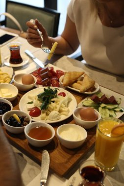 zengin ve leziz Türk Kahvaltı