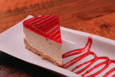 Masada lezzetli bir pasta var.