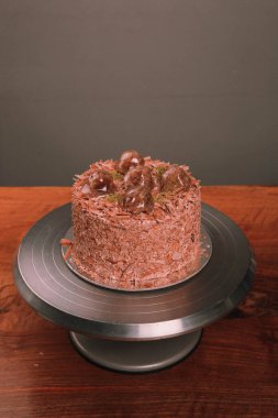 Masada lezzetli bir pasta var.