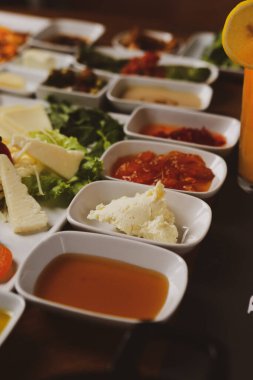 zengin ve leziz Türk Kahvaltı