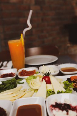 zengin ve leziz Türk Kahvaltı