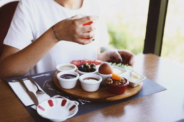zengin ve leziz Türk Kahvaltı
