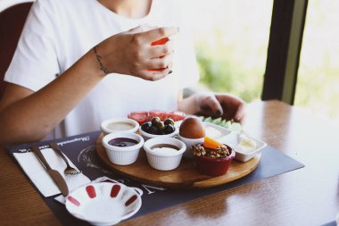 zengin ve leziz Türk Kahvaltı