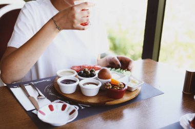 zengin ve leziz Türk Kahvaltı