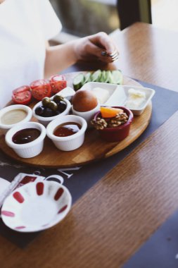 zengin ve leziz Türk Kahvaltı