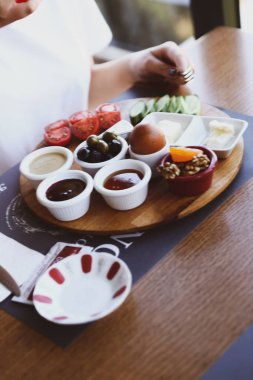 zengin ve leziz Türk Kahvaltı