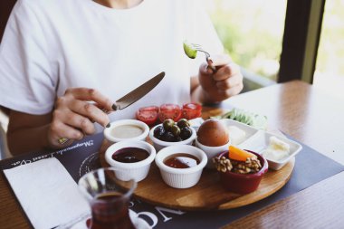 zengin ve leziz Türk Kahvaltı